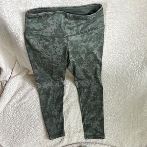 Prana Kimble printed 7/8 Legging - size L